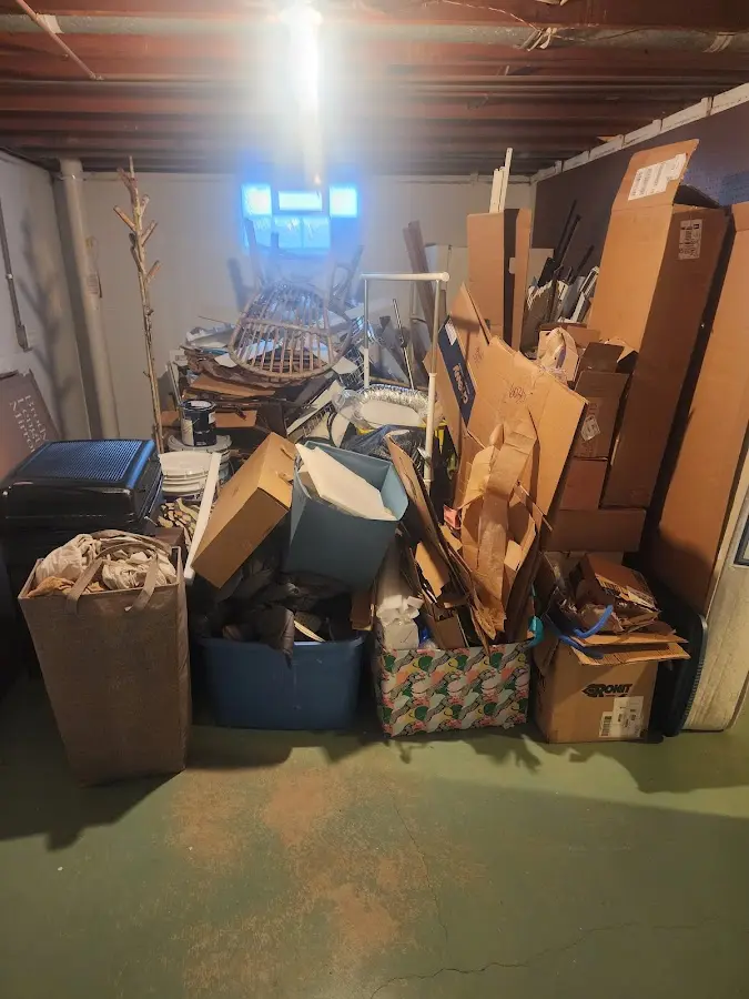 Roll-off dumpster container at job site for Cleanout Dumpster Rental in Pottsville